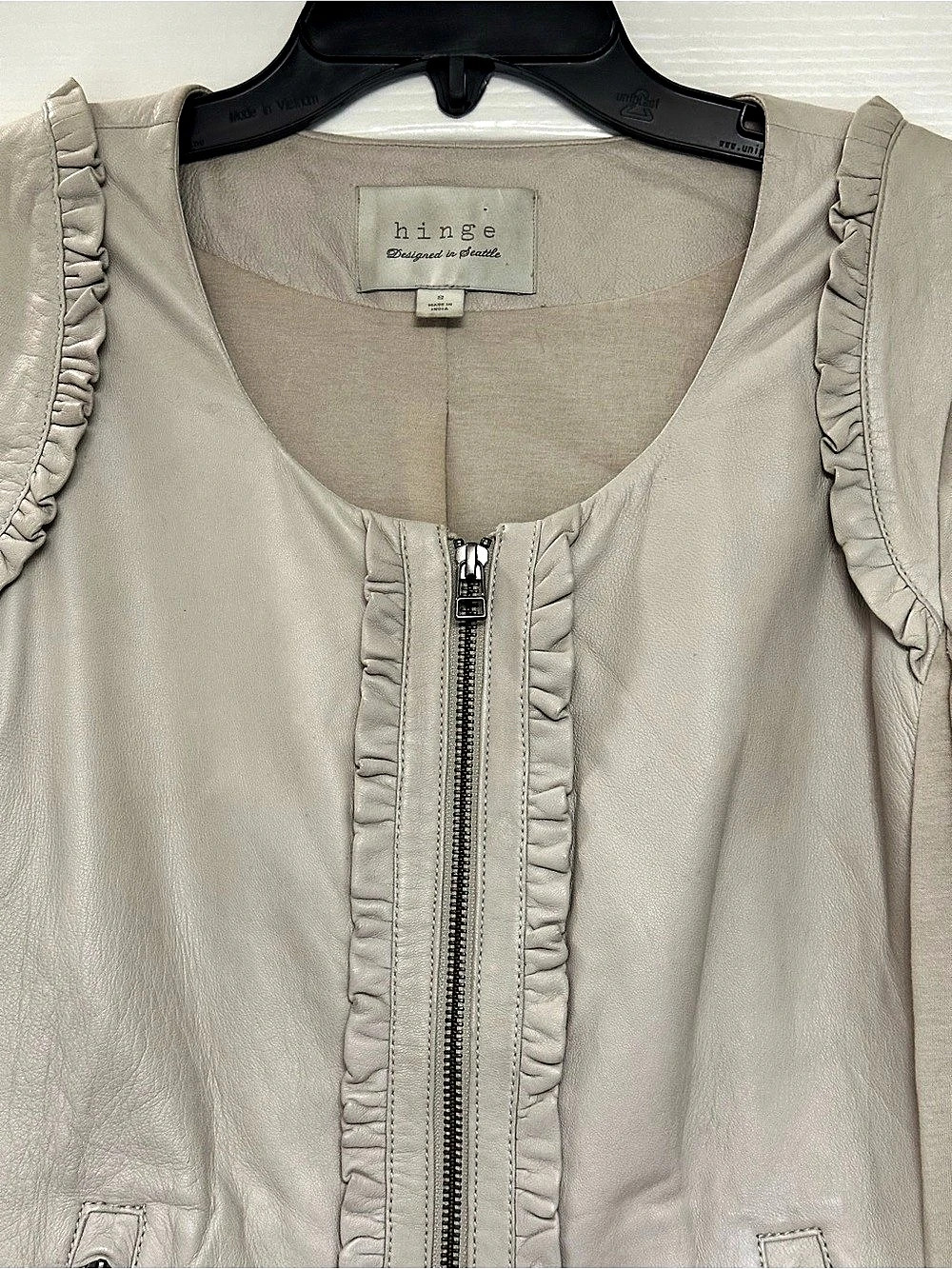 Hinge Ruffle Trim Leather Jacket Beige Small - Picture 3 of 8
